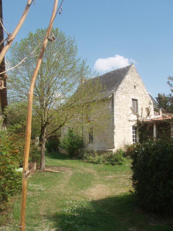 Le Logis Du Peu Girard Bed and Breakfast La Roche-Clermault Exteriör bild