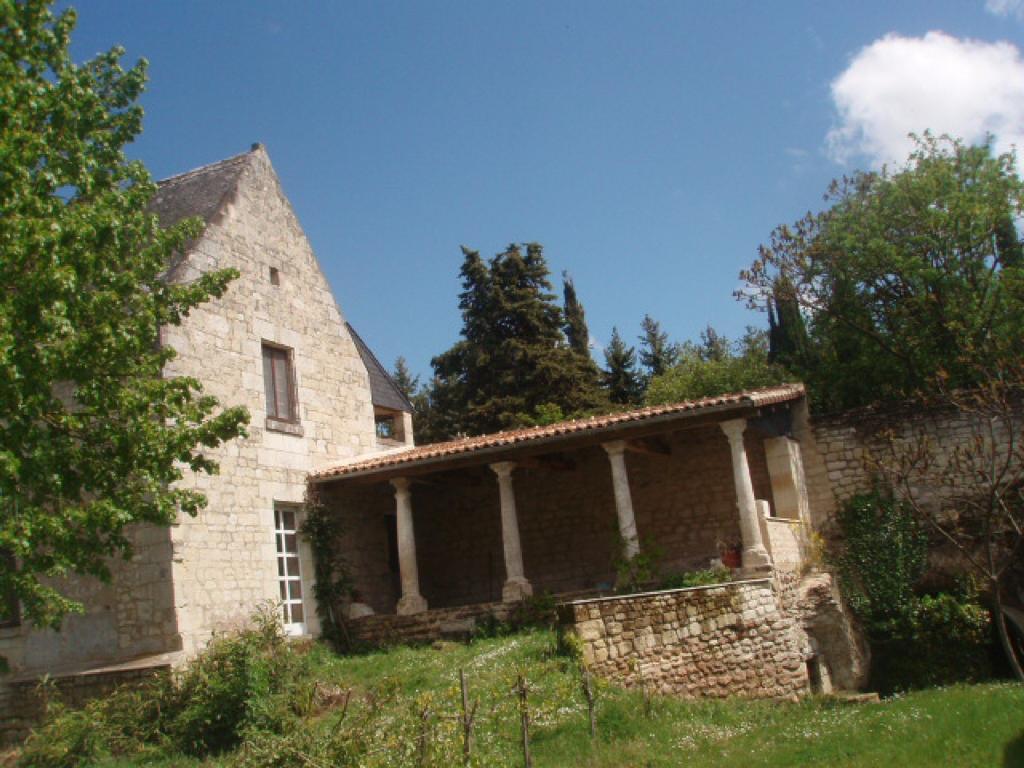 Le Logis Du Peu Girard Bed and Breakfast La Roche-Clermault Exteriör bild
